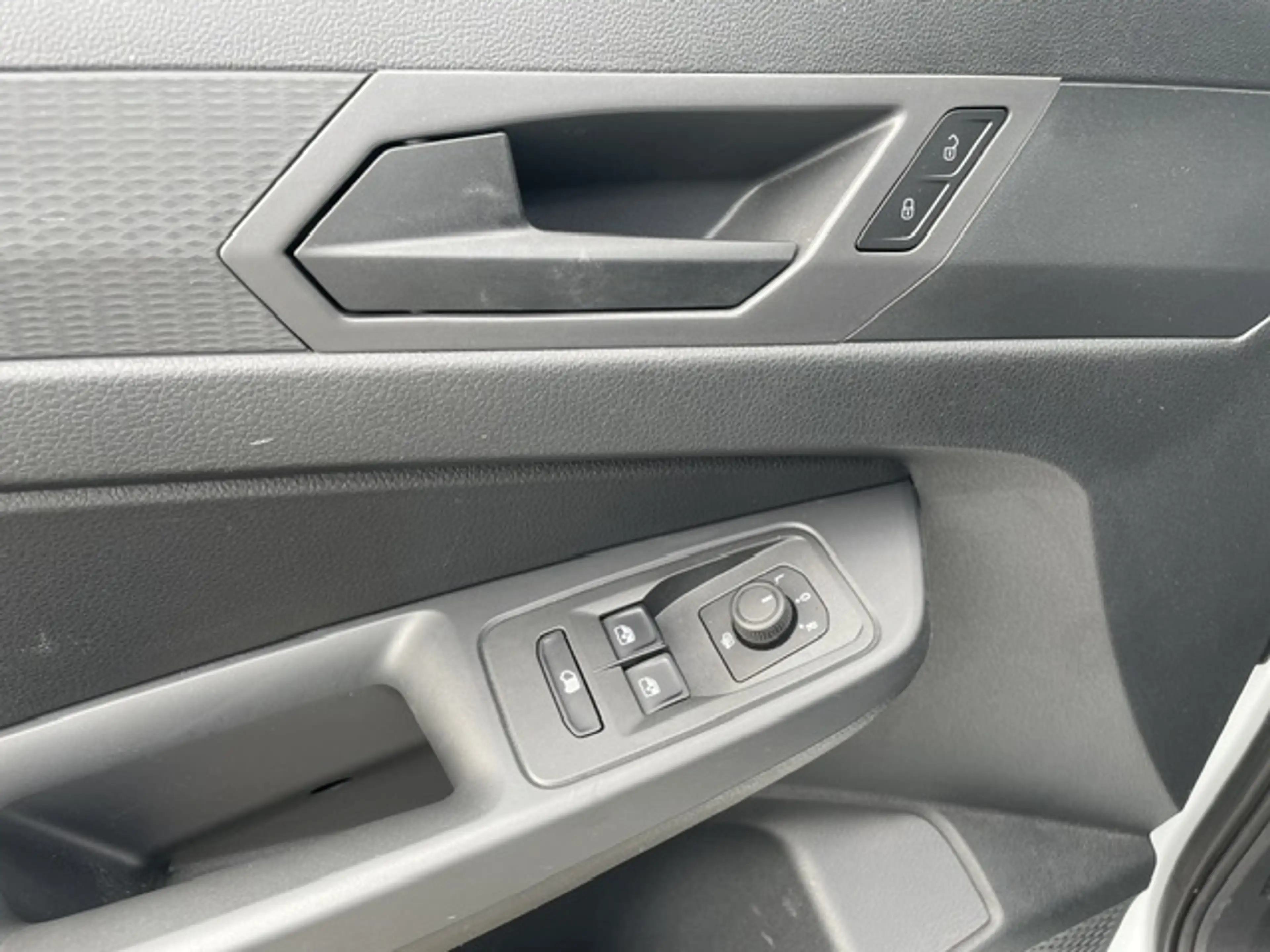 Ford Transit Connect Trend L2 Kasten — photo 9