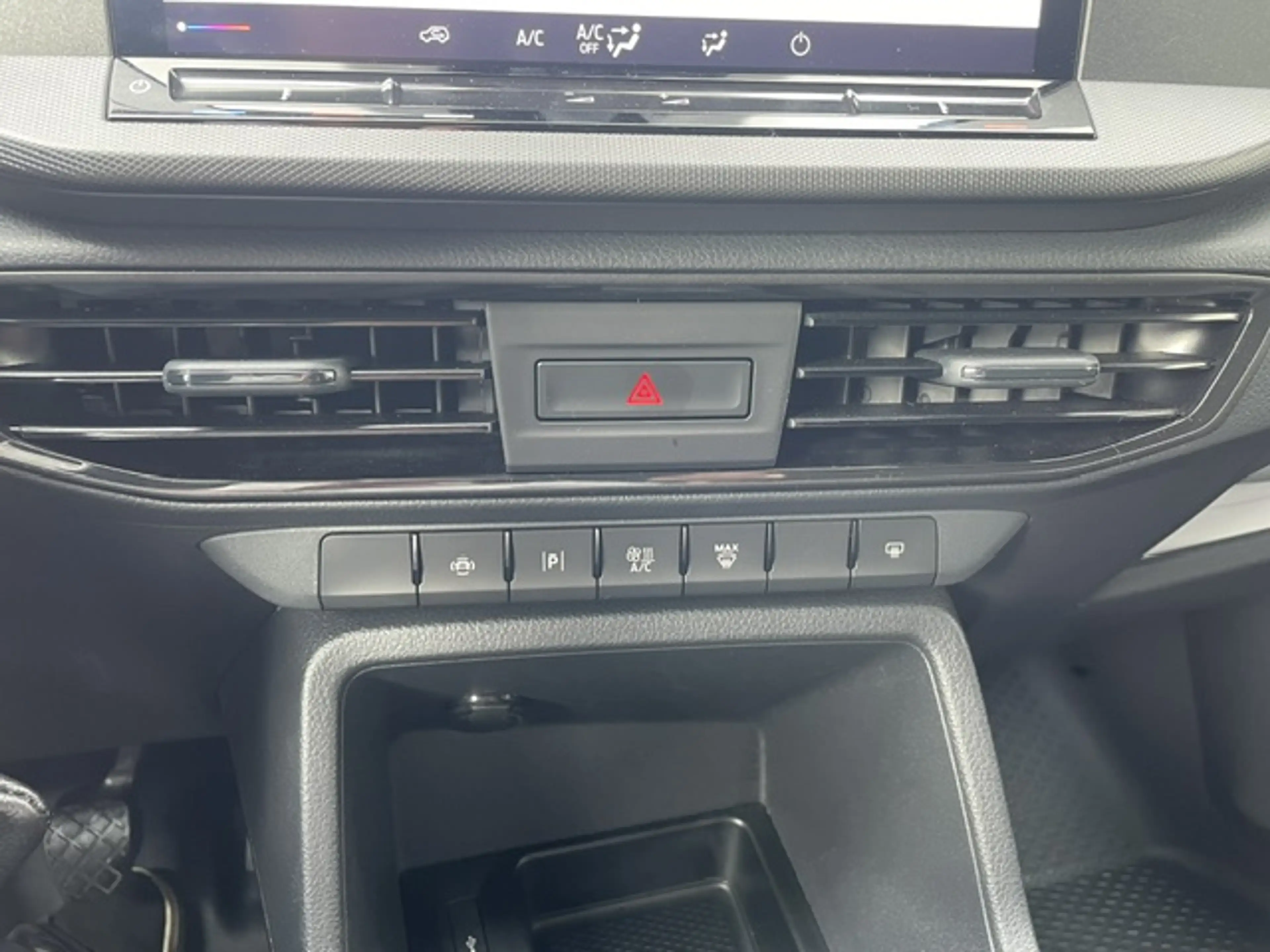 Ford Transit Connect Trend L2 Kasten — photo 13