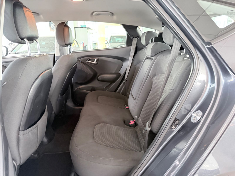 Hyundai iX35 Comfort 1.7CRDi Klima PDC SHZ ISOFIX — photo 14