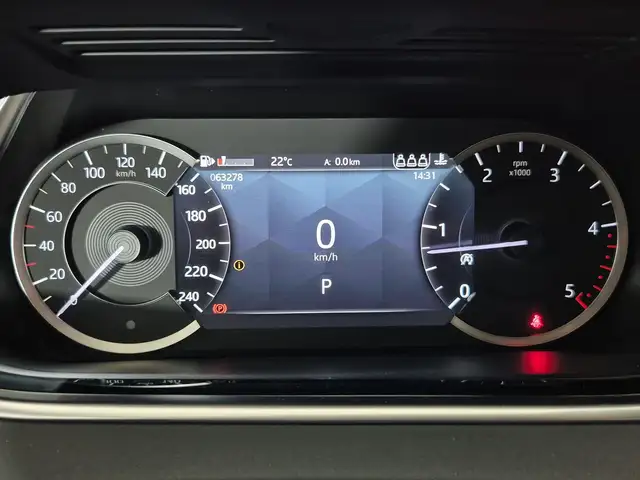 Land Rover Range Rover Evoque view 14