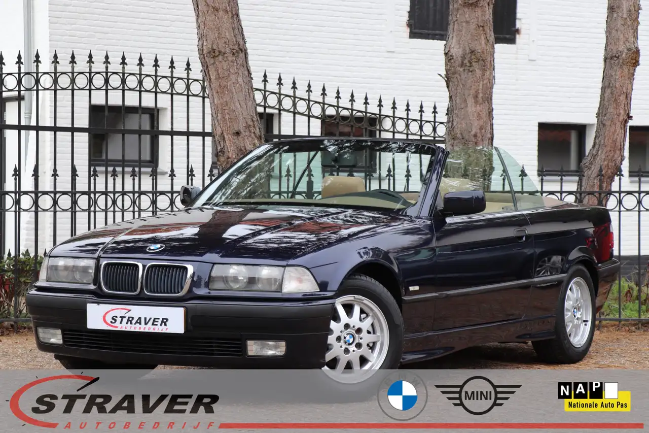 BMW 320 3-serie Cabrio 320i Executive |Airco |Sportstoelen, foto 1
