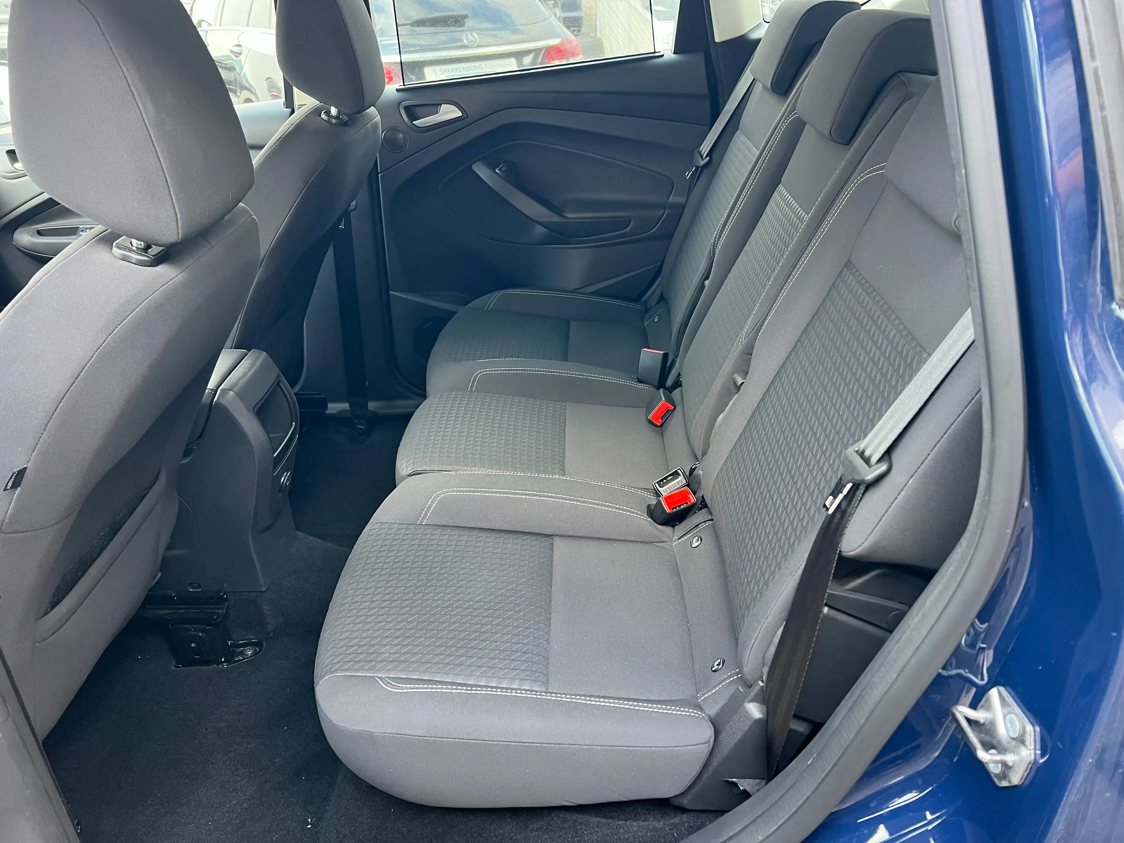 Ford C-Max Business Edition| 8xbereift| Finanz. ab 99€| 1H| Anhängerkupplung — photo 6