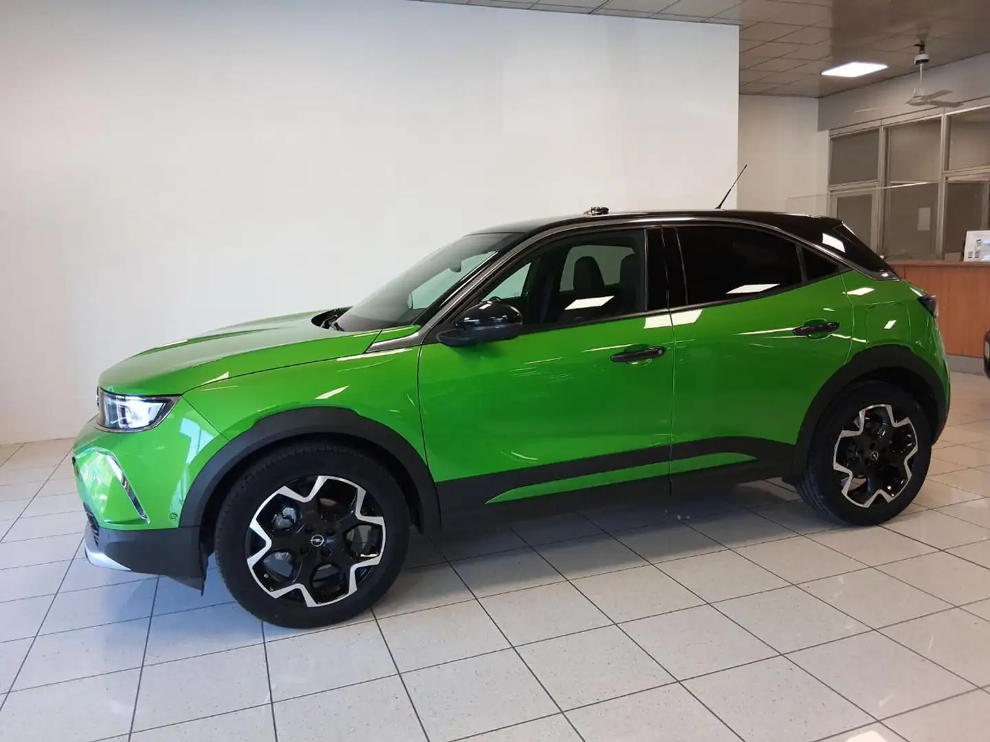 Opel Mokka 1.2 Turbo 130 CV aut. Ultimate Verde - 1