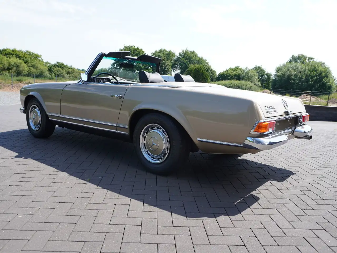 Mercedes-Benz 280 SL W 113 Pagode, foto 6