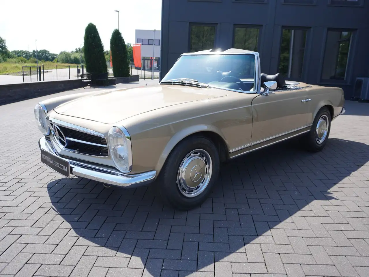 Mercedes-Benz 280 SL W 113 Pagode, foto 8