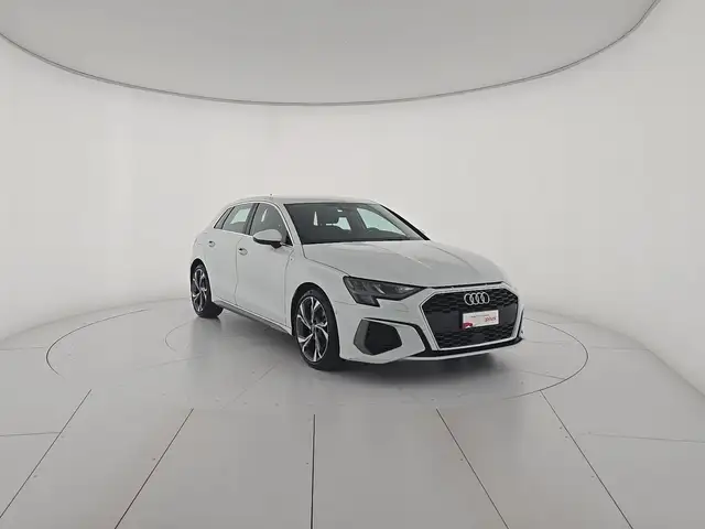 Audi A3 view 6