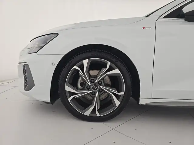 Audi A3 view 8