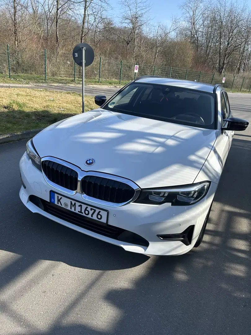 BMW 318 318d Touring Aut. Luxury Line - 1