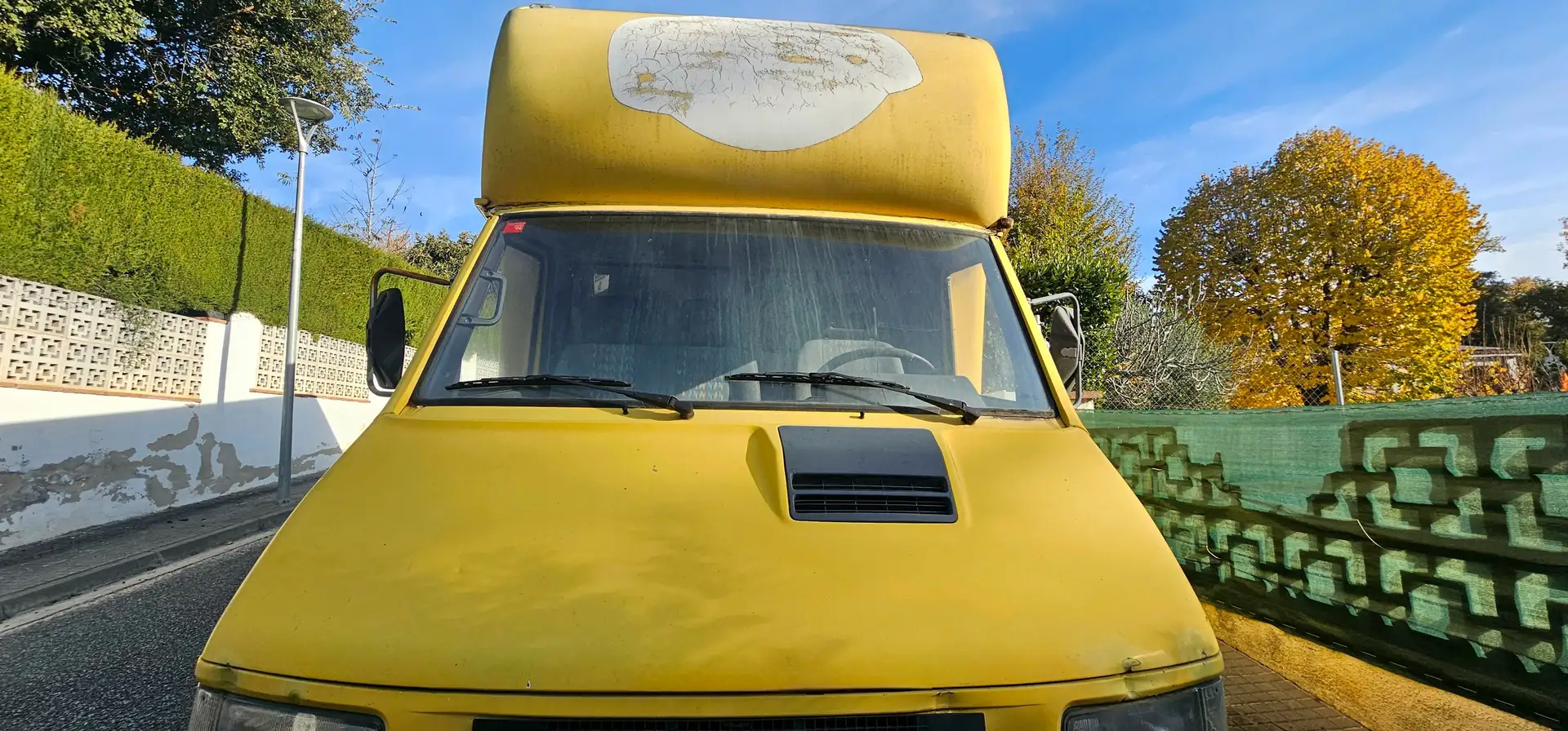 Iveco Daily Daily 102 CV 3500 Amarillo - 2