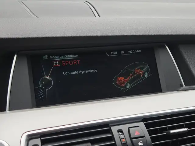 BMW 5 Series view 21