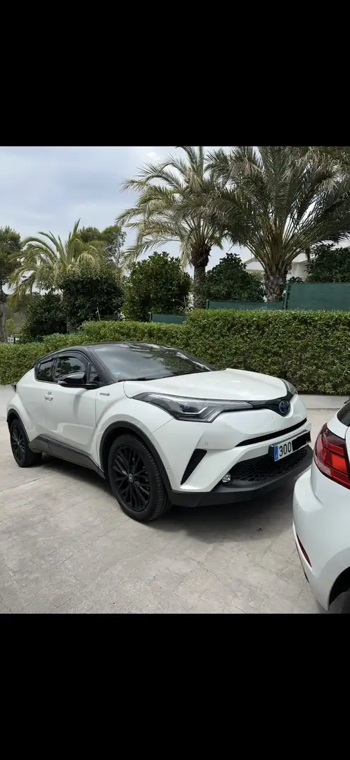 Toyota C-HR 125H Dynamic Plus - 1