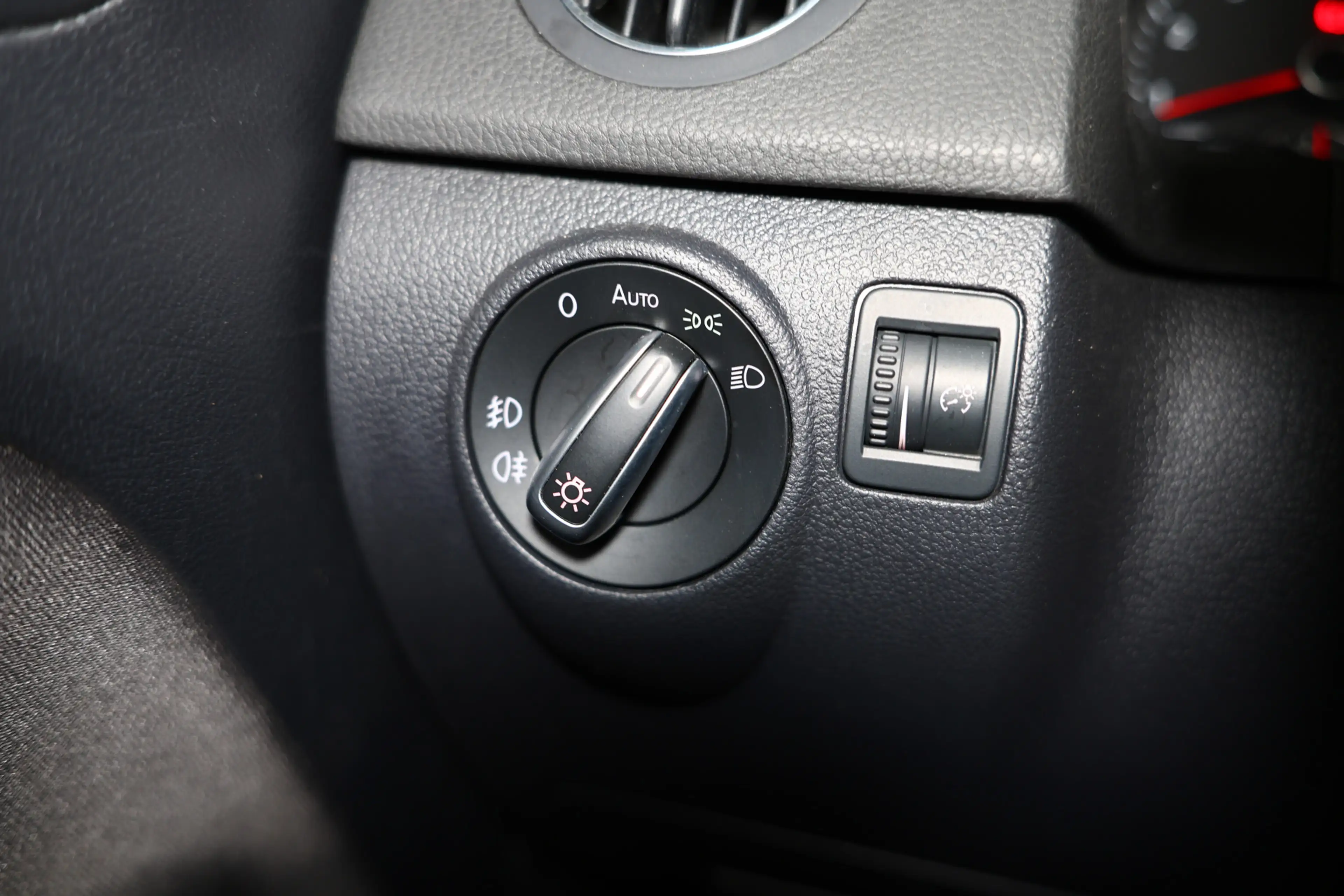 Volkswagen Golf Plus 1.4 TSI Highline DSG CLIMATRONIC CRUISECONTROL STO — photo 13