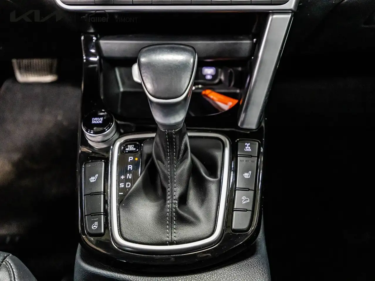 Kia Seltos снимка Kia Seltos