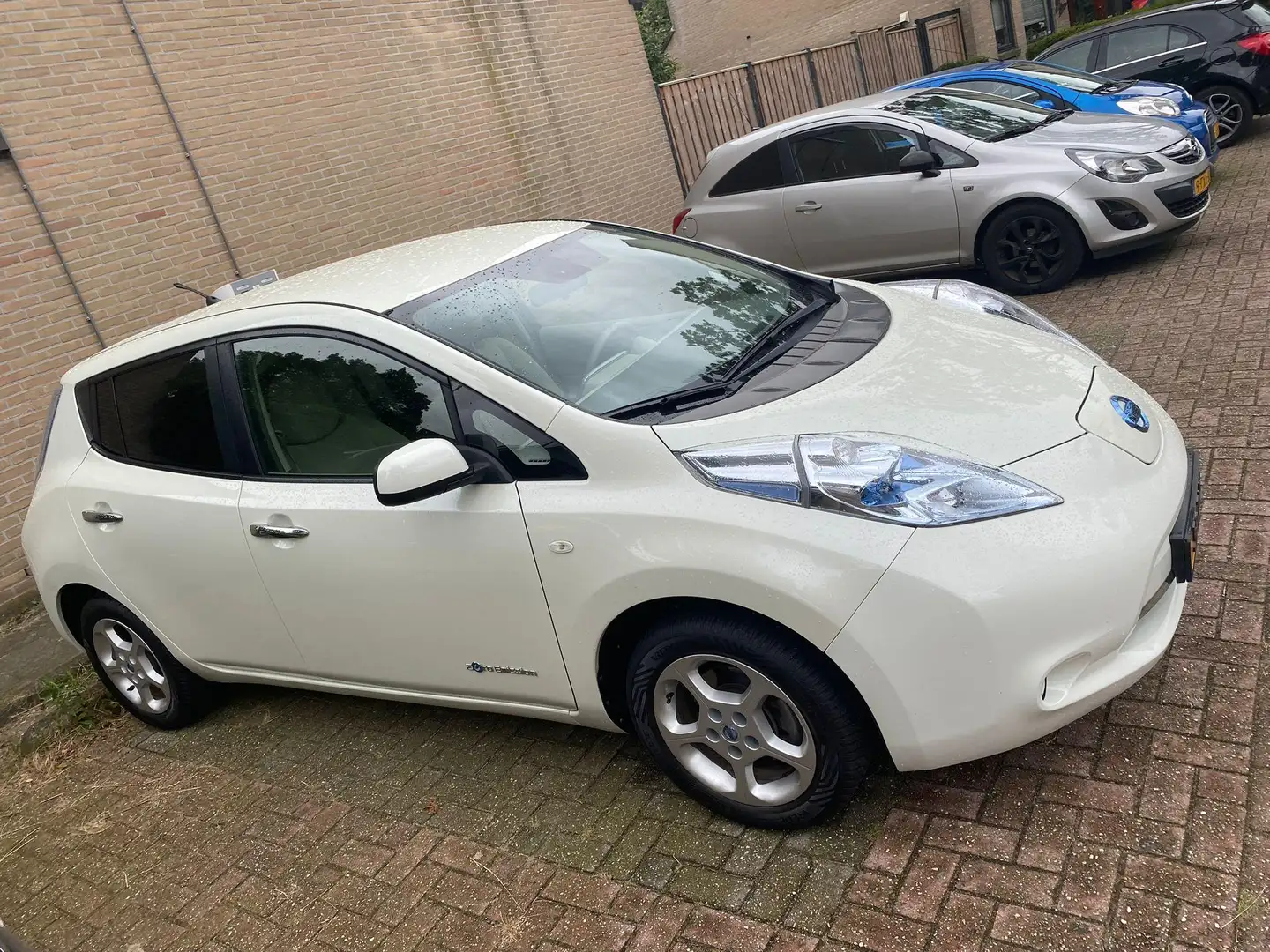 Nissan Leaf Base 24 kWh Weiß - 2