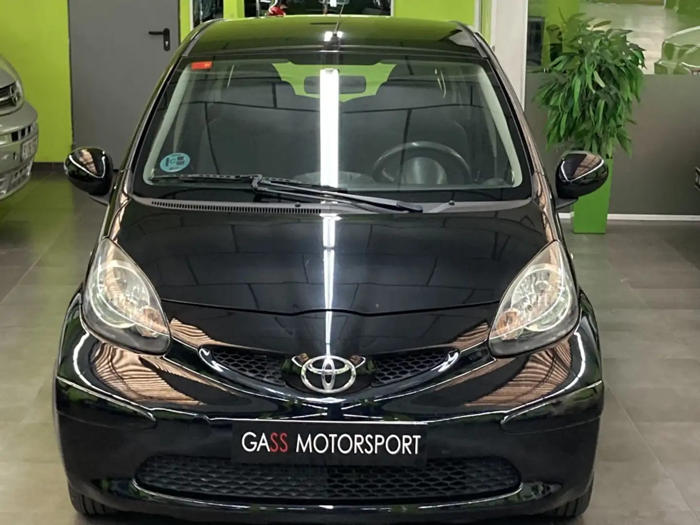 Toyota Aygo 1.0 VVT-i Blue Negro - 2