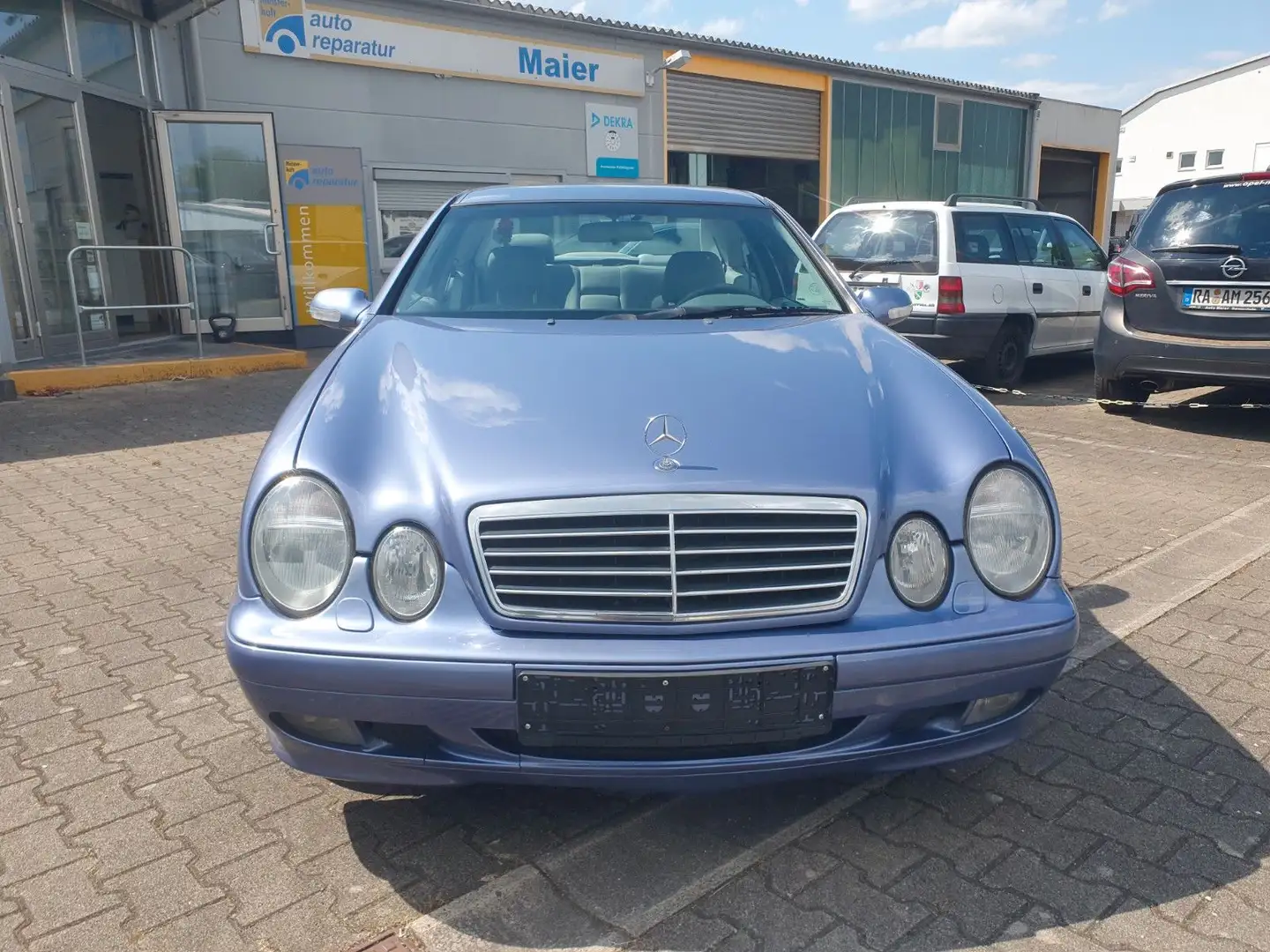 Mercedes-Benz CLK 430 AVANTGARDE Leder Klima Navi Bleu - 2