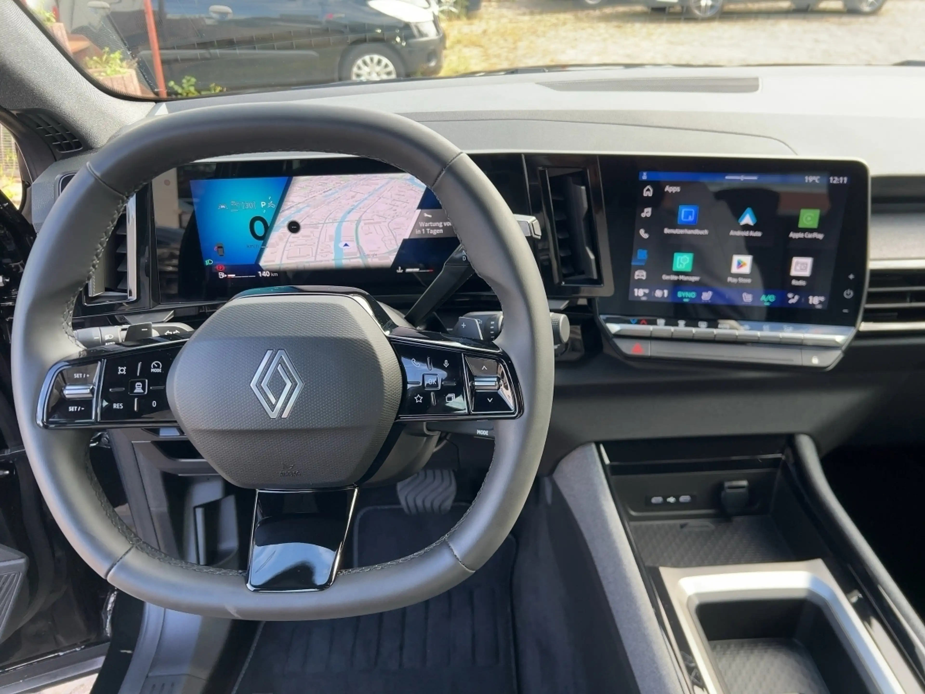 Renault Austral 1.3 TCe 160 Mild-Hybrid Evolution — photo 12