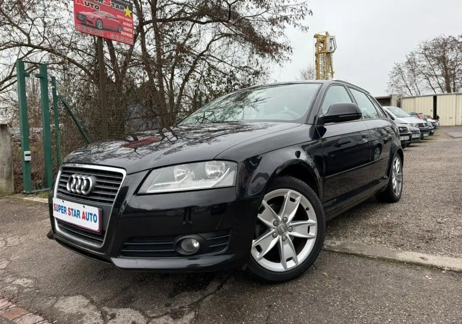Audi A3 1.4l TFSI 125CV AMBITION Schwarz - 2