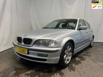 3-serie 323i Executive SCHADEAUTO!