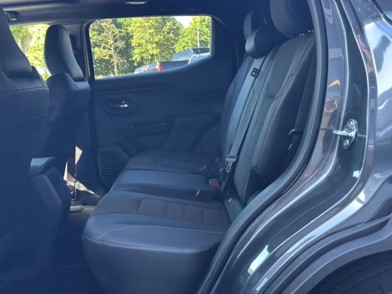 Toyota Urban Cruiser 61kWh Lounge 8