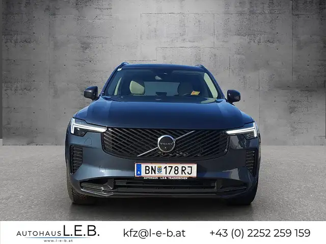 Volvo XC90 T8 AWD PHEV 18,8kWh Ultra Dark Ansicht 6