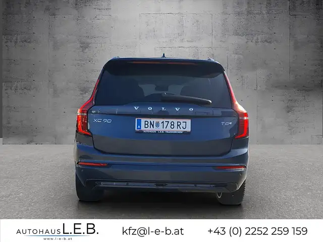 Volvo XC90 T8 AWD PHEV 18,8kWh Ultra Dark Ansicht 5