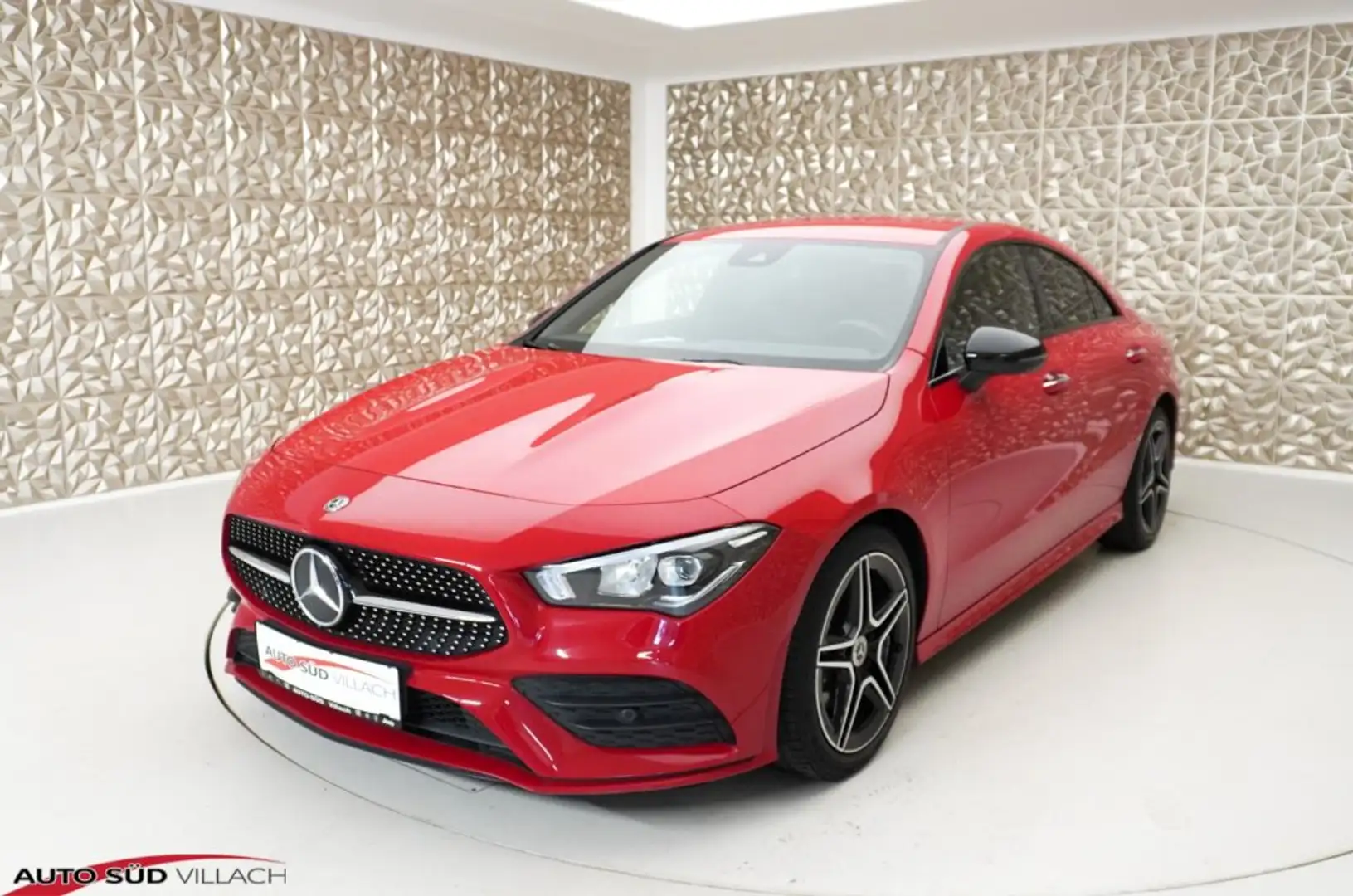 Mercedes-Benz CLA 180 d AMG Night Paket Leder Navi Kamera LED Rood - 2