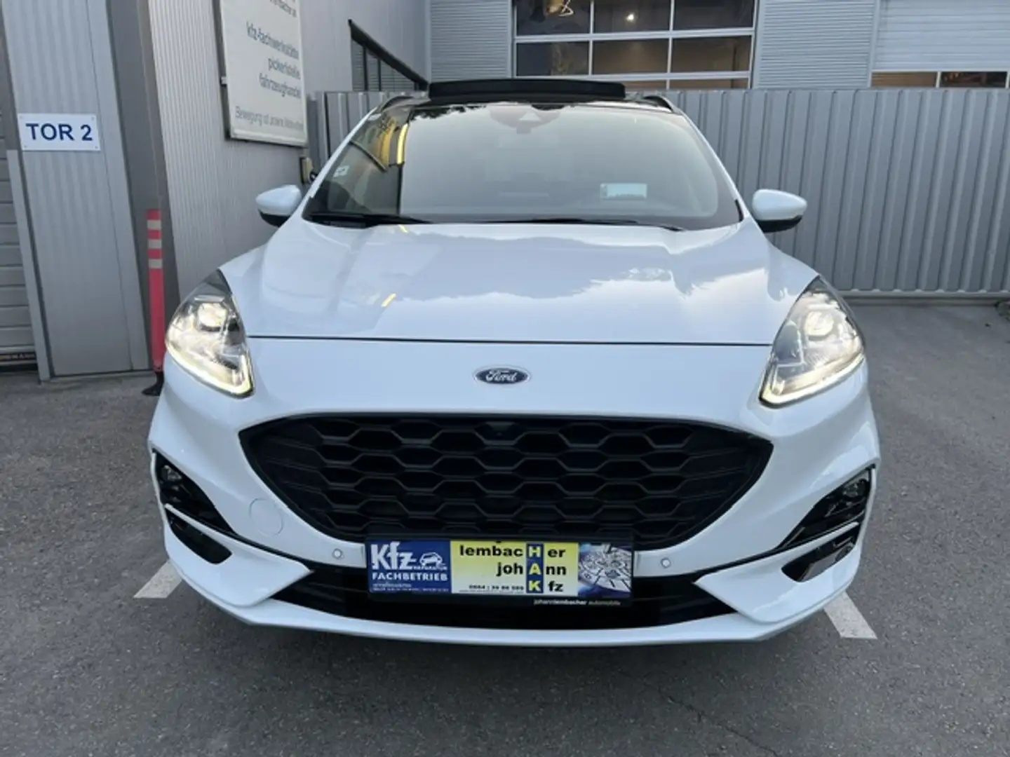 Ford Kuga Hybrid ST-Line X Weiß - 2