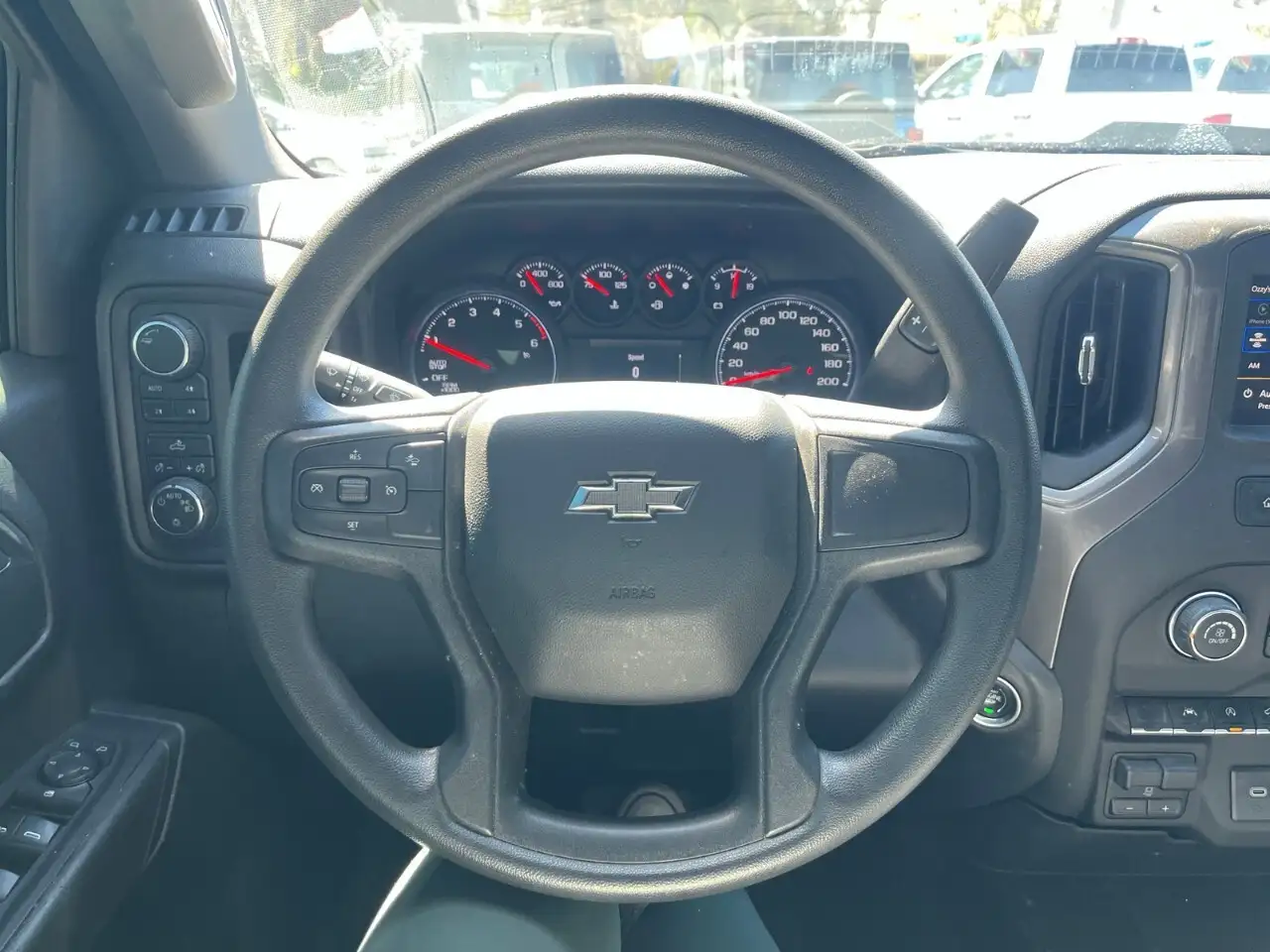Chevrolet Silverado 1500 снимка Chevrolet Silverado 1500