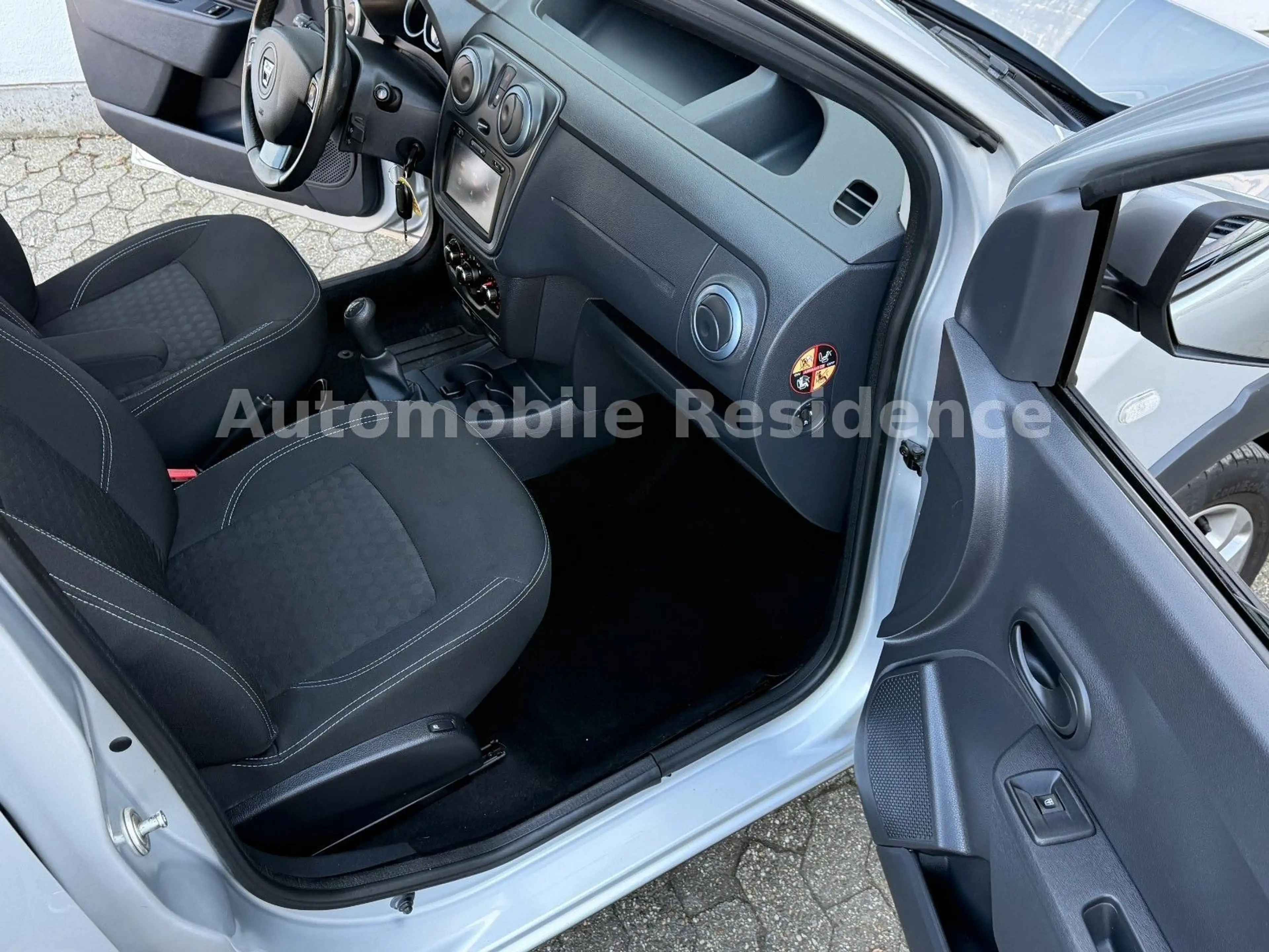 Dacia Dokker Stepway 1.2*NAVI*SHZ*PDC*TEMP*KLIMA*1HD — photo 7
