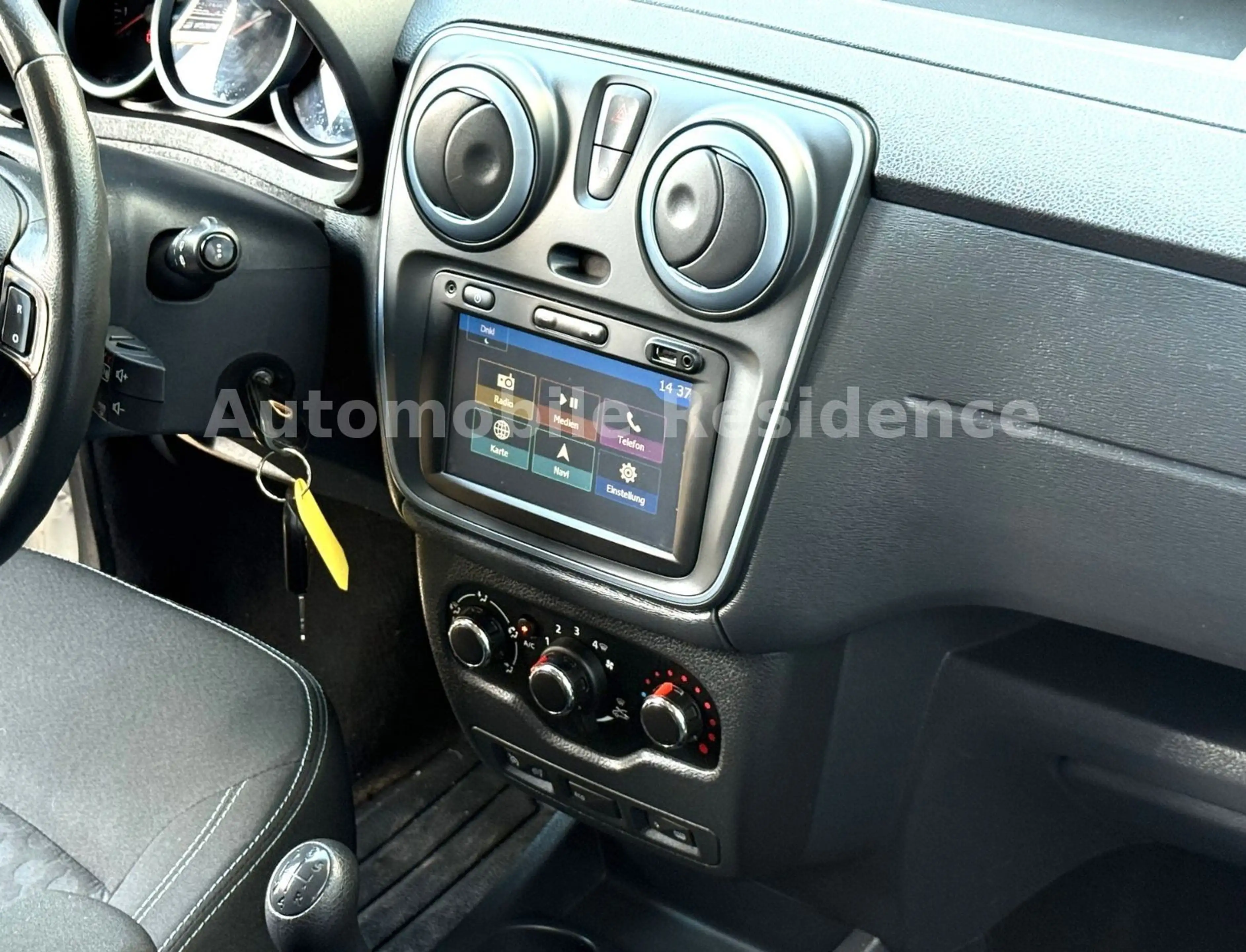 Dacia Dokker Stepway 1.2*NAVI*SHZ*PDC*TEMP*KLIMA*1HD — photo 14