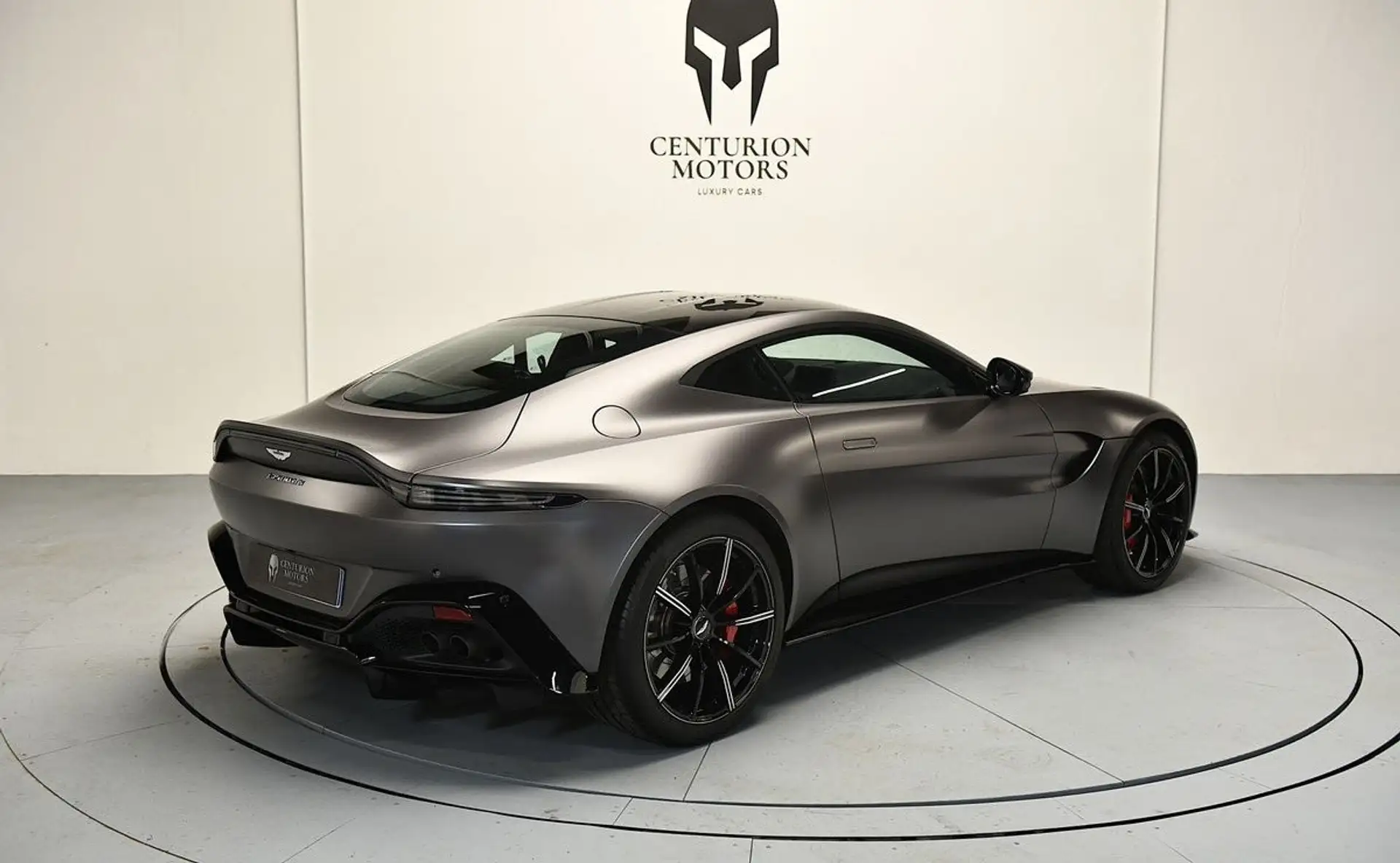 애스턴마틴 V8 Coupe 2020 건메탈 사진 4