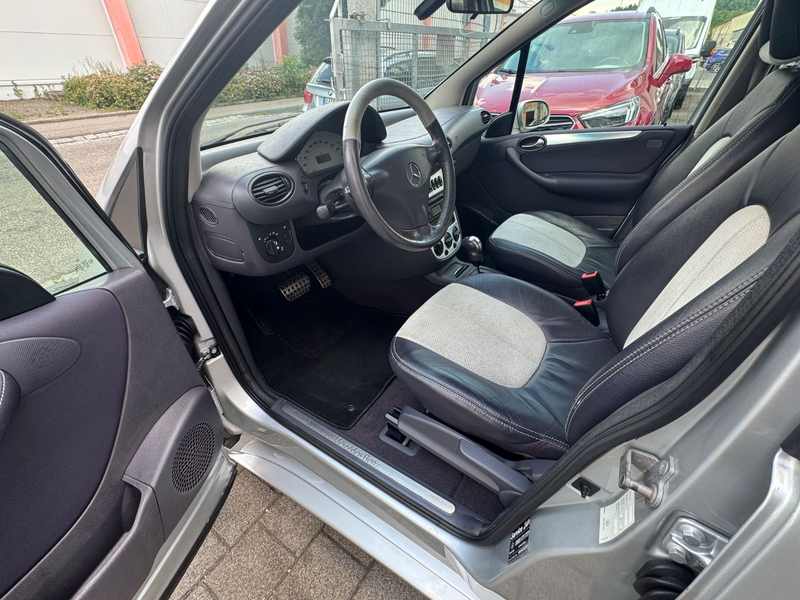 Mercedes-Benz A 210 Evolution-Leder-Top Zustand! — photo 13