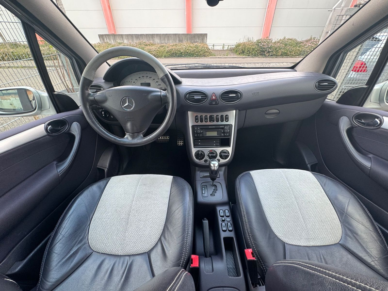 Mercedes-Benz A 210 Evolution-Leder-Top Zustand! — photo 17