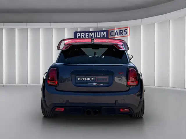 Mini Hatch view 4