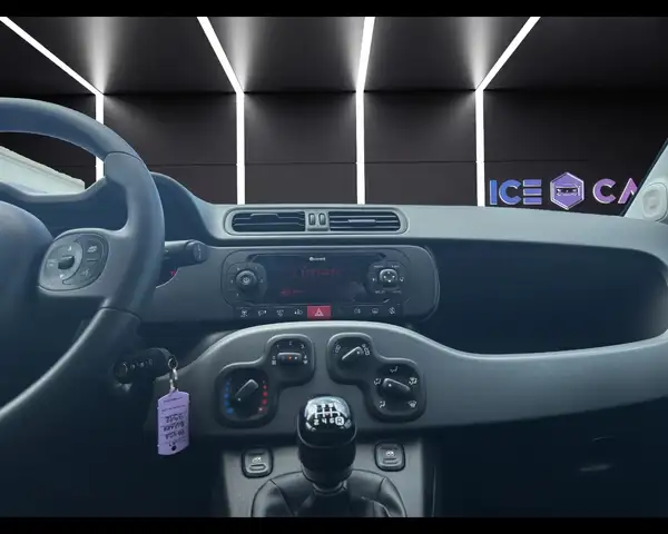 Fiat Panda view 13