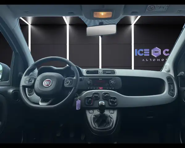 Fiat Panda view 10