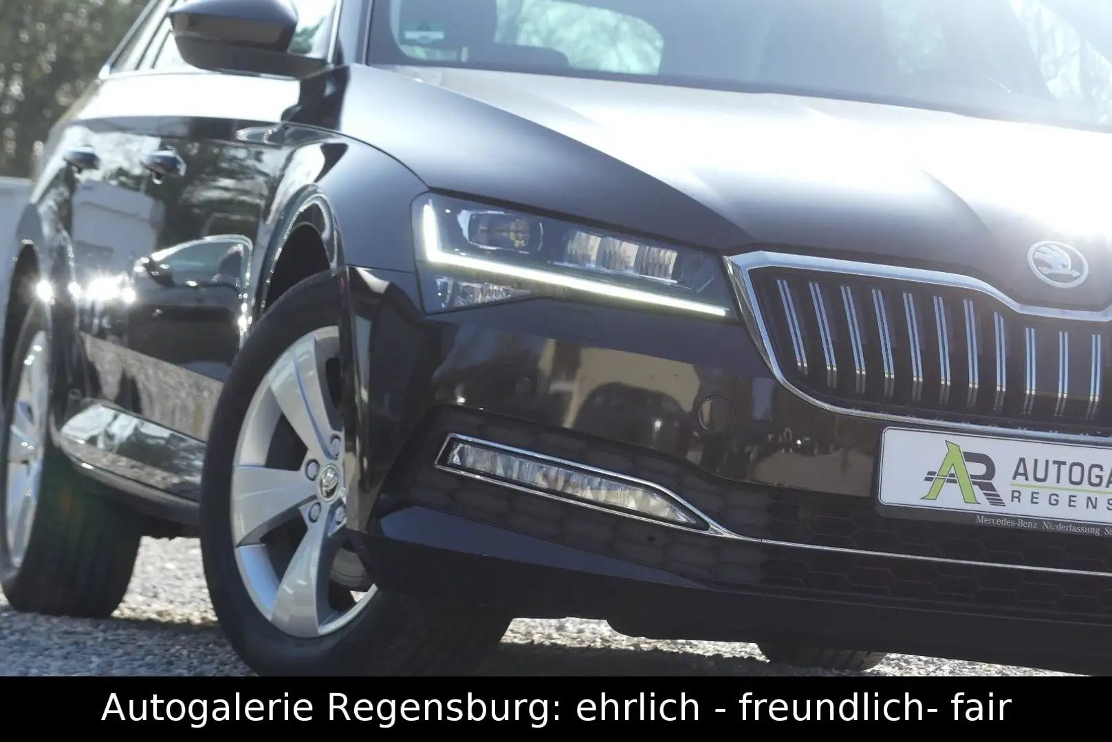 Skoda Superb Combi Style **LED*NAVI*KAMERA*AHK*ACC** Grau - 1