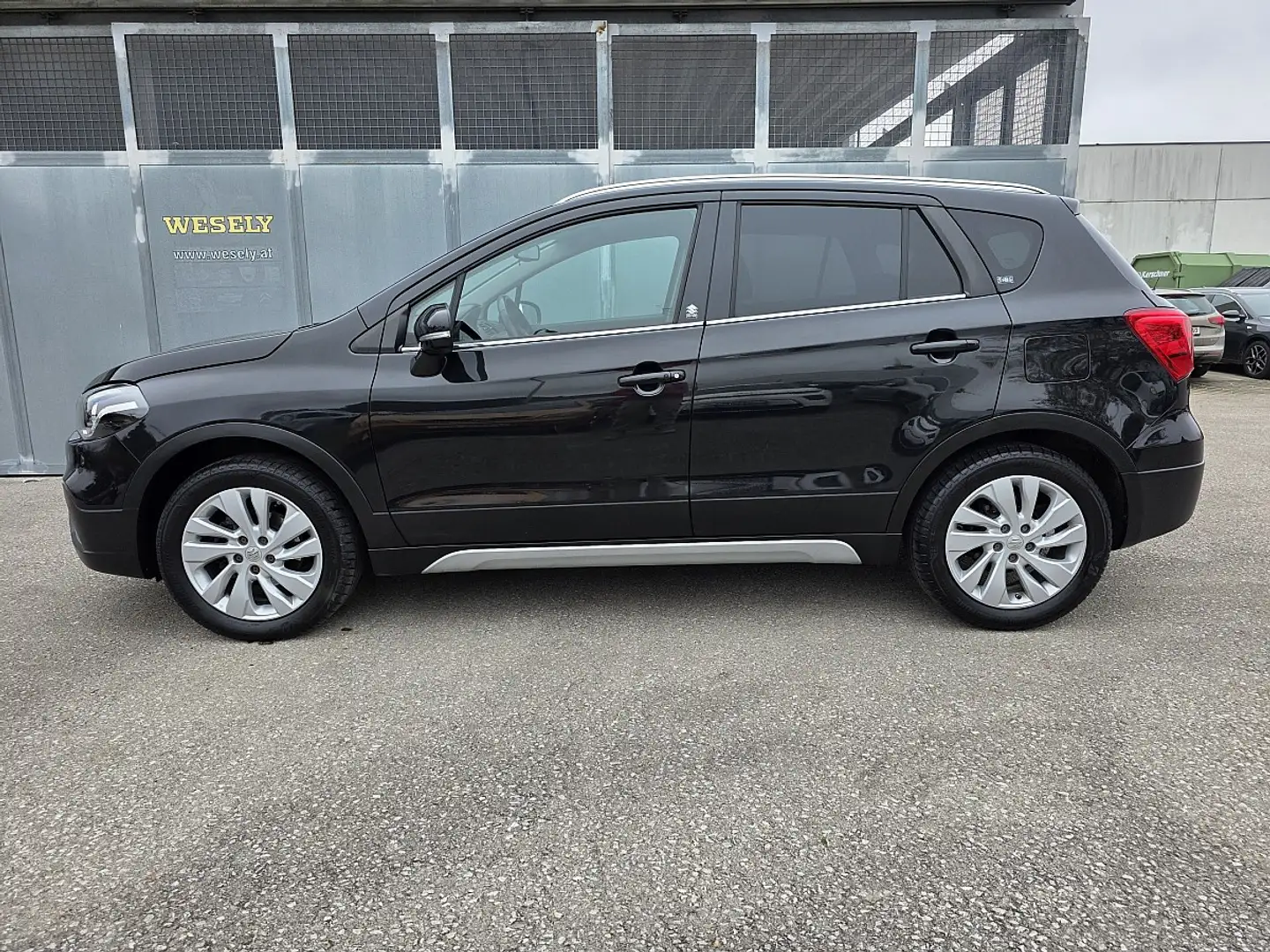 Suzuki SX4 S-Cross 1,4 GL+ DITC Hybrid ALLGRIP shine Schwarz - 2