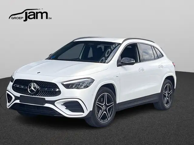 Mercedes-Benz GLA 250 e Business Solution AMG