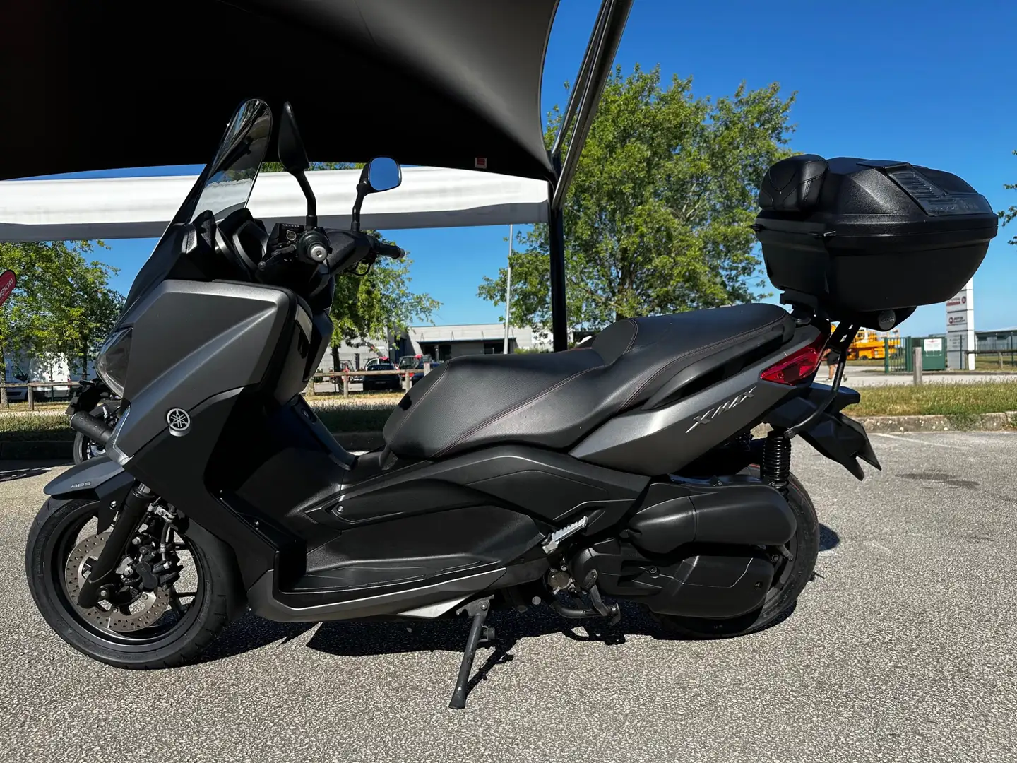 Yamaha X-Max 125 Gris - 2