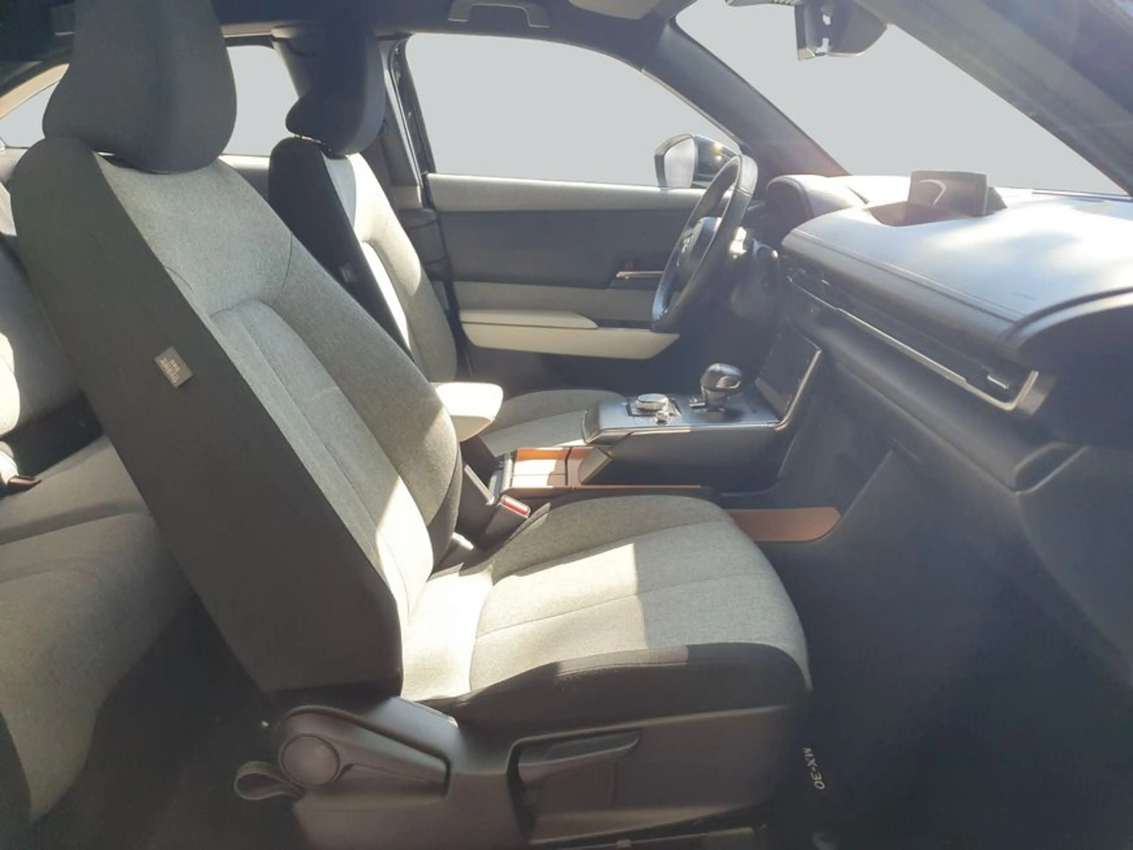 Mazda MX-30 e-SKYACTIV R-EV PRIME-LINE 125 kW, 5-türig — photo 13