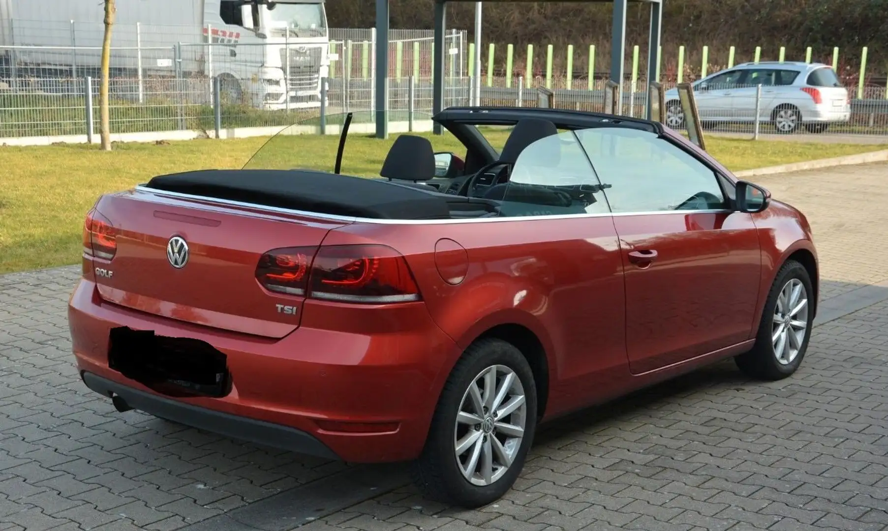 Volkswagen Golf Cabriolet Golf Cabriolet 1.2 TSI Rouge - 1