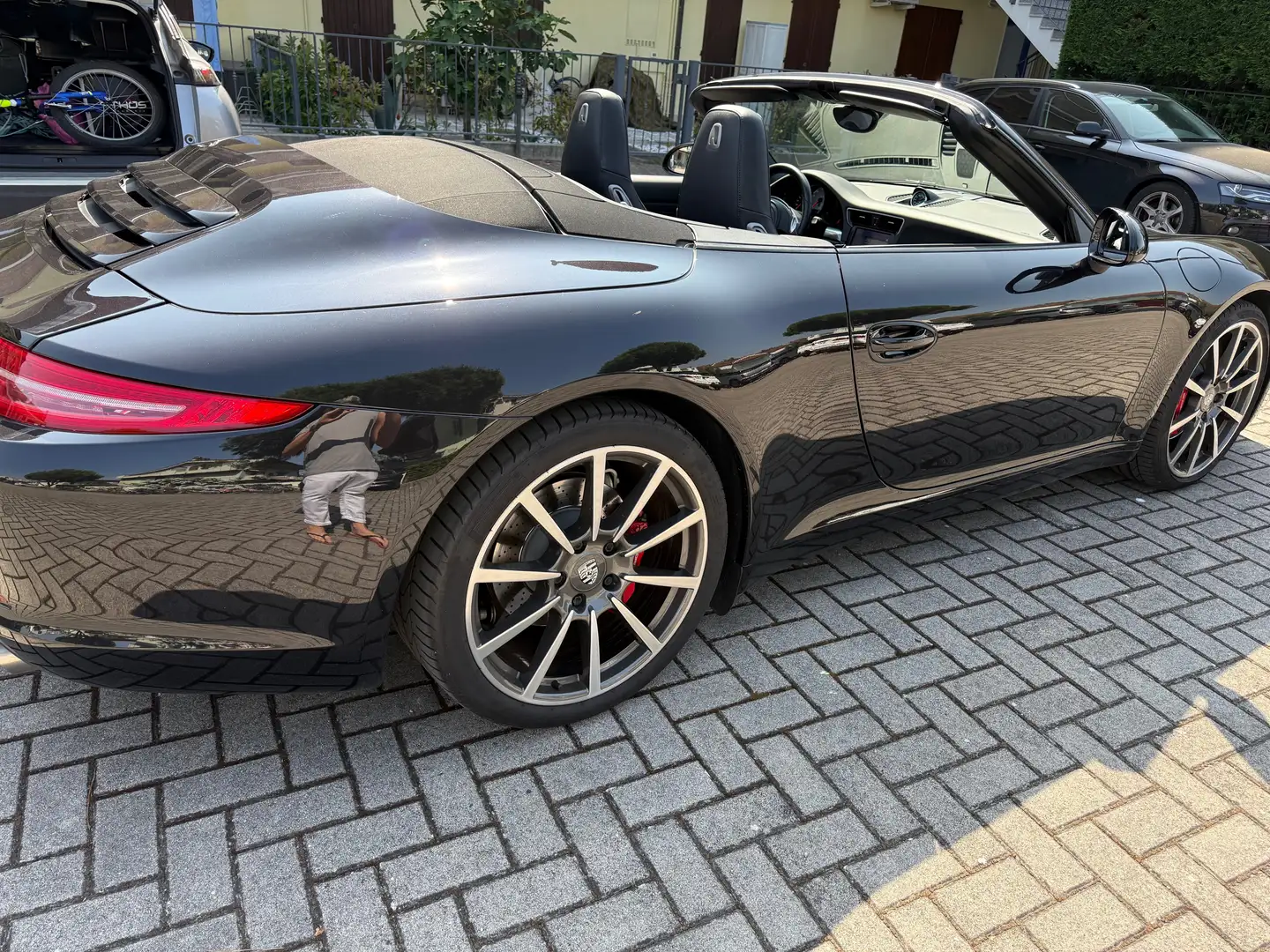 Porsche 911 911 VI Carrera 991 carrera S Cabrio 3.8 Schwarz - 1