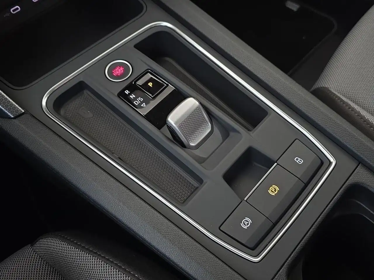 SEAT Leon 2026 — фото 15