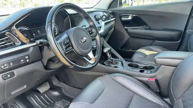 Kia Niro view 8
