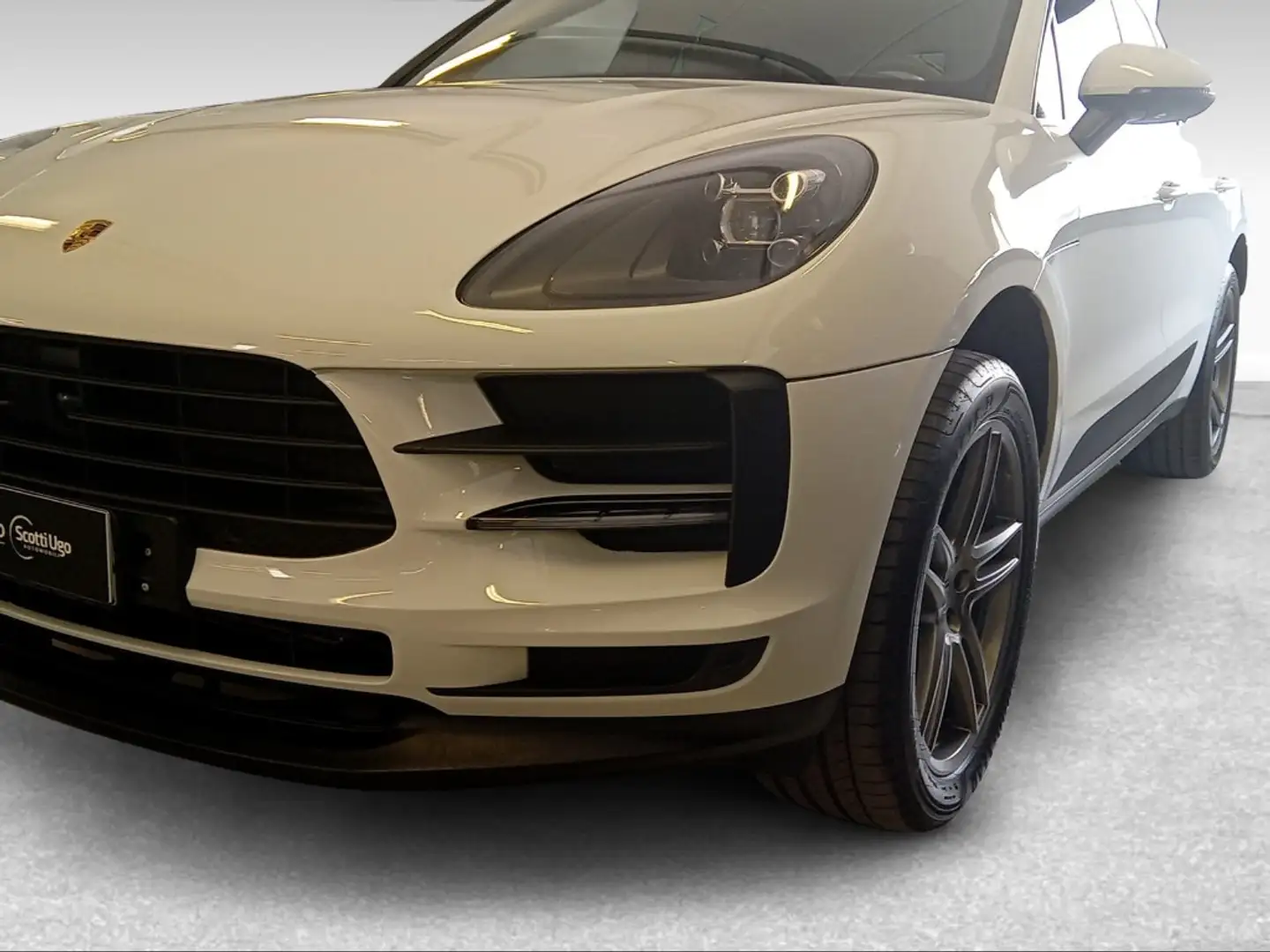 Porsche Macan 2.0 Weiß - 2