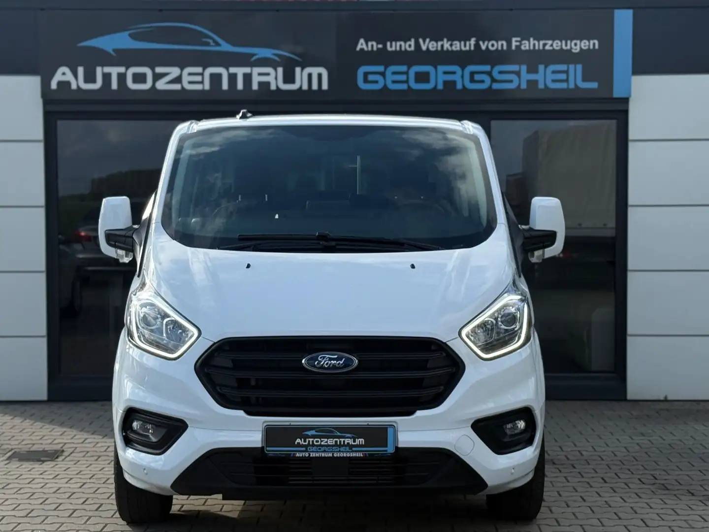 Ford Transit Tourneo Custom 340 L1 Trend-LED-Navi-CarPlay-1-H Blanc - 2