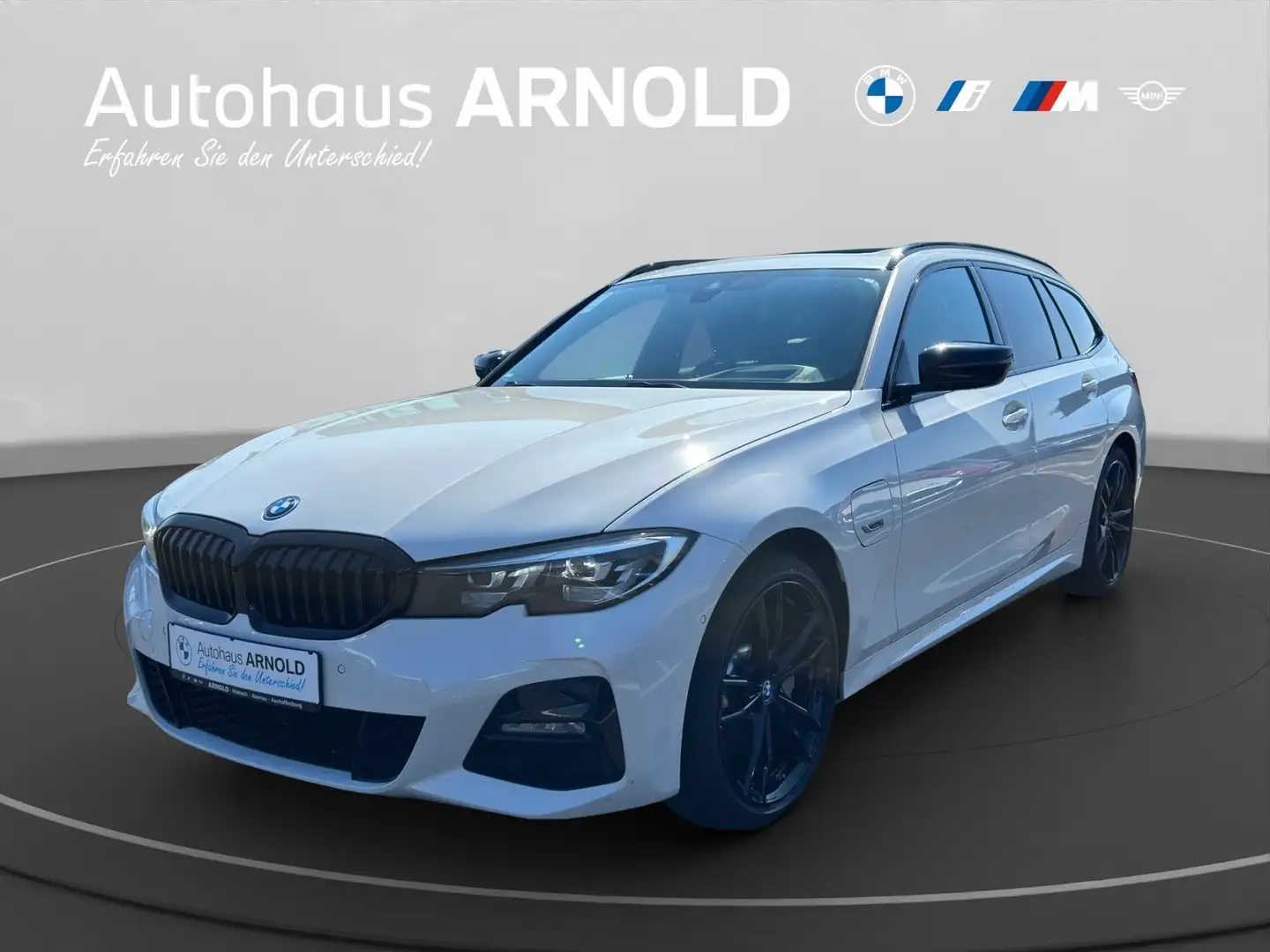 BMW 330 e Touring M Sport *Batteriegarantie* Head-Up Pano Weiß - 1