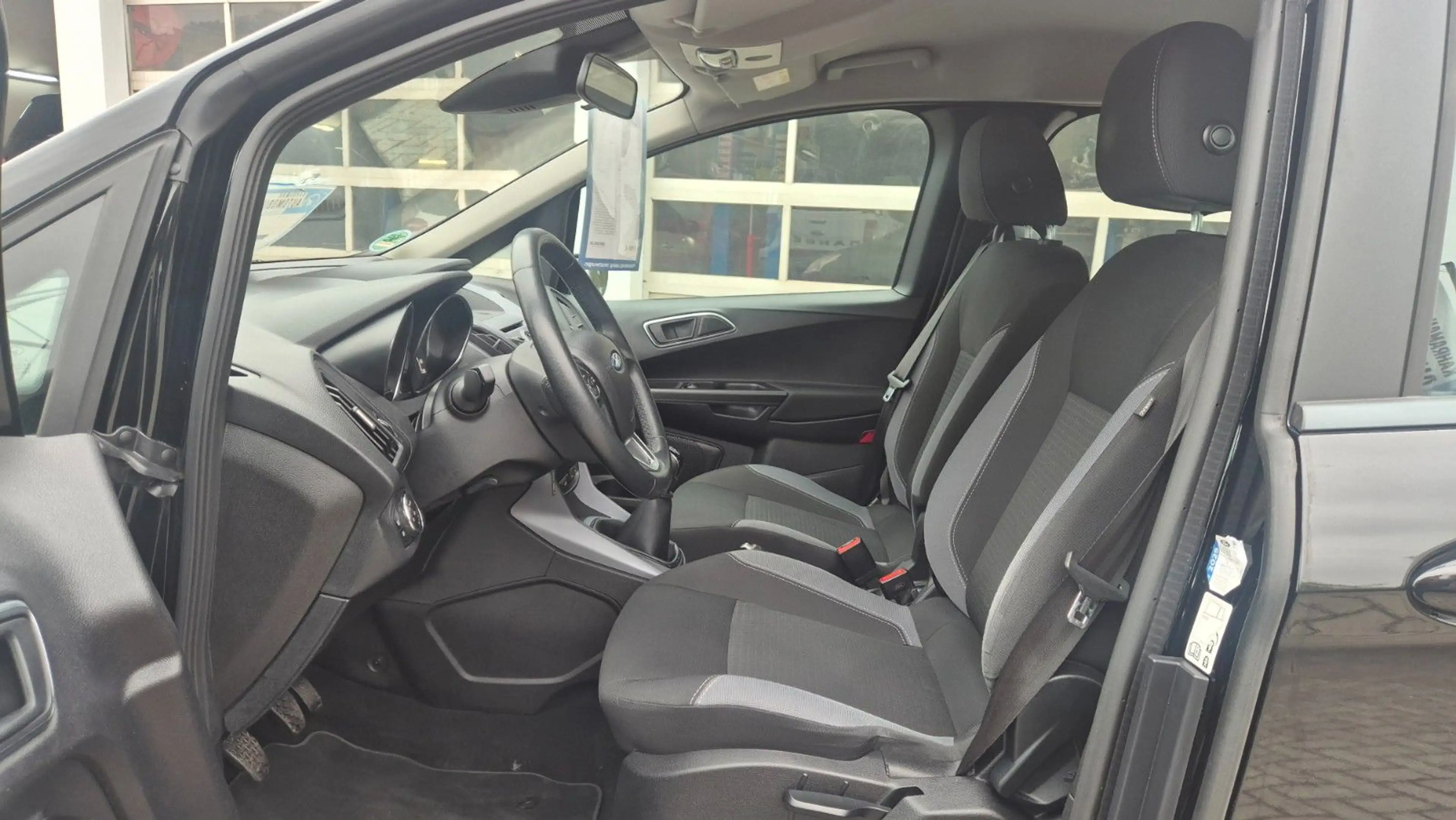 Ford B-Max B-MAX Sync Edition — photo 13